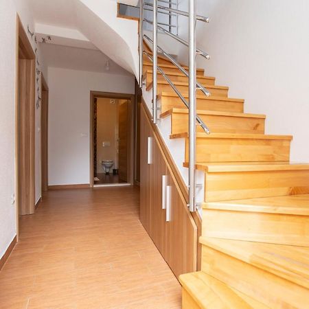 Guesthouse Seaview Брела Екстер'єр фото